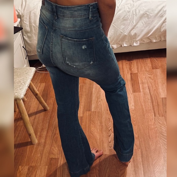NWOT Flare Jeans High Waist - Picture 2 of 6